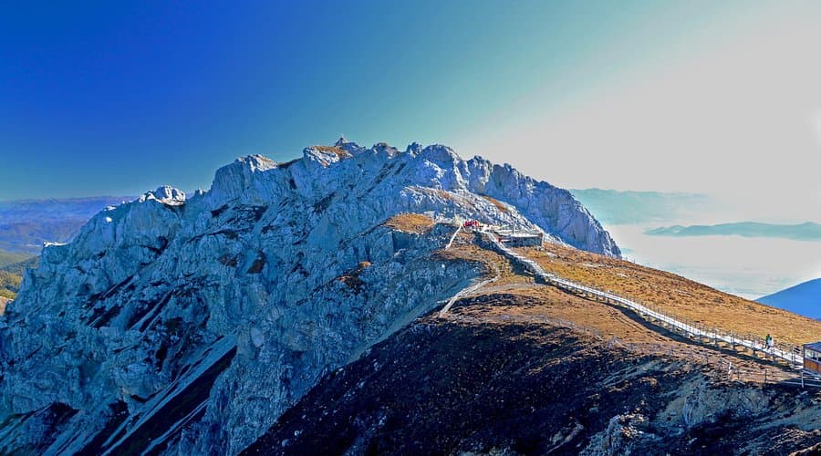 shika-snow-mountains.jpg