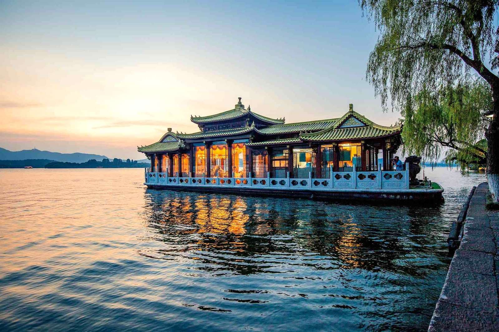 dạo quanh Tây Hồ hàng châu tour-hang-chau-thuong-hai-15.jpg