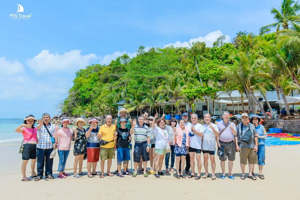 Du lịch Phú Quốc Đoàn khách PYS Travel du lịch Phú Quốc
