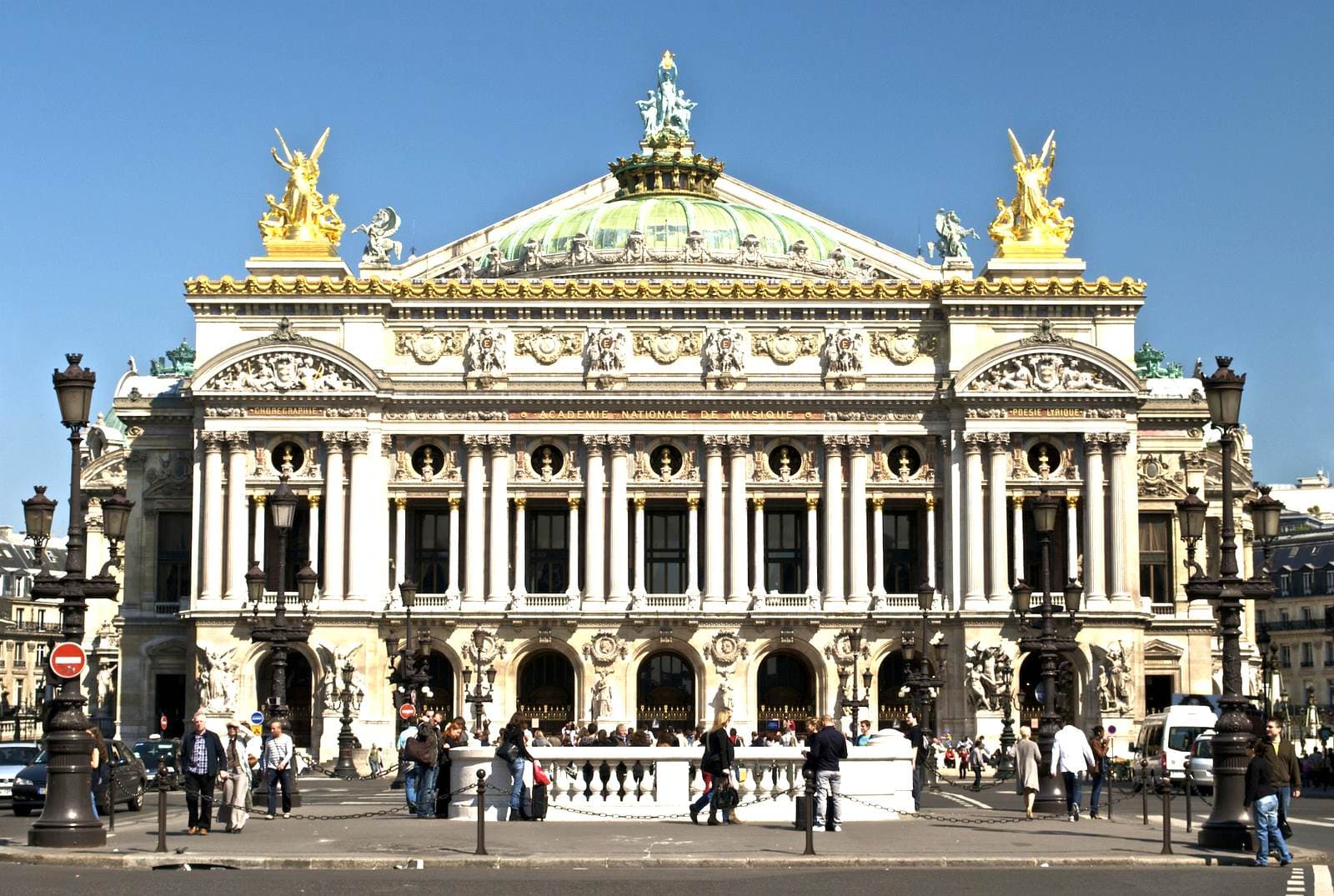 Nhà hát Palais Garnier tour-chau-au-5.jpg