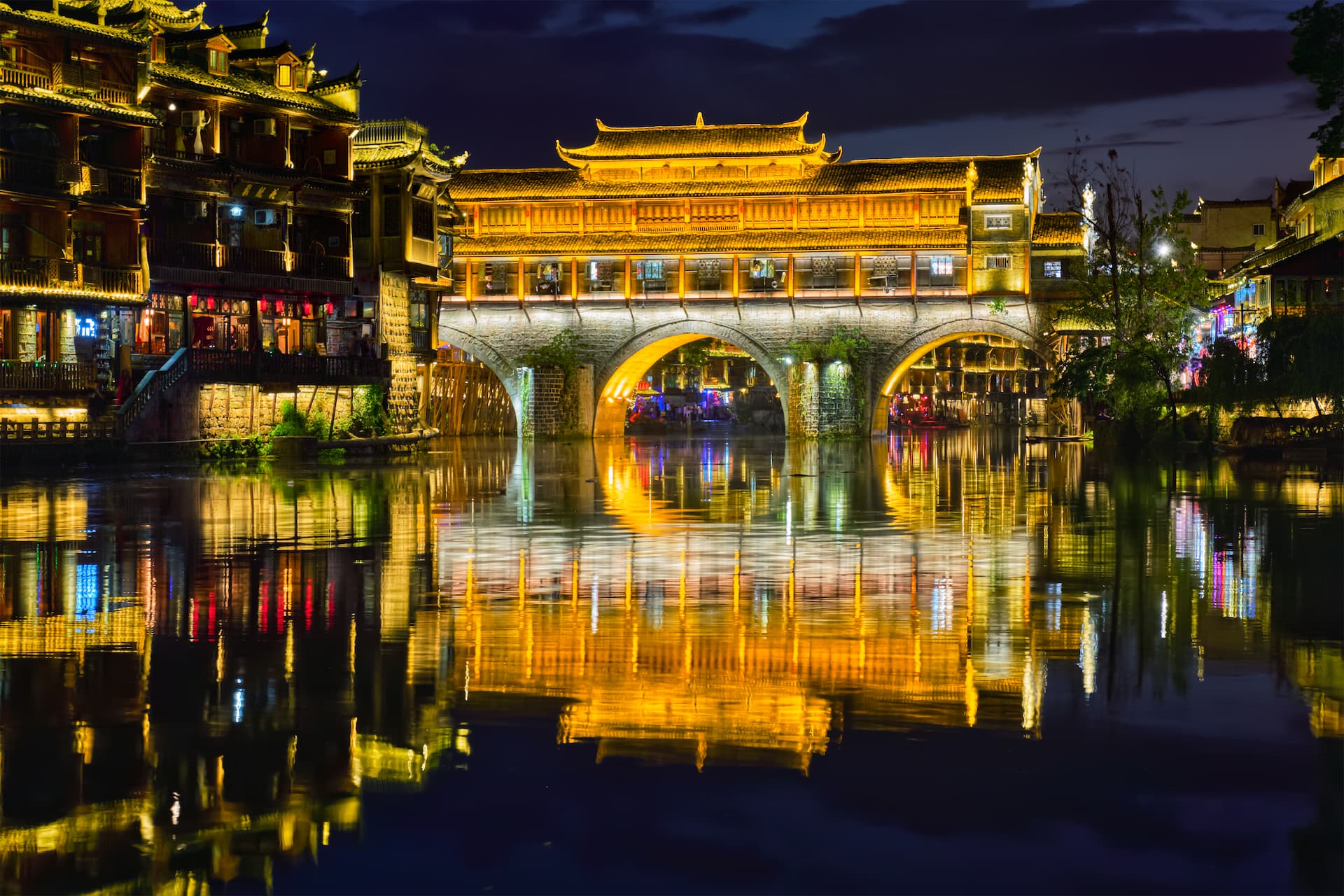 phượng hoàng cổ trấn về đêm phượng hoàng cổ trấn về đêm