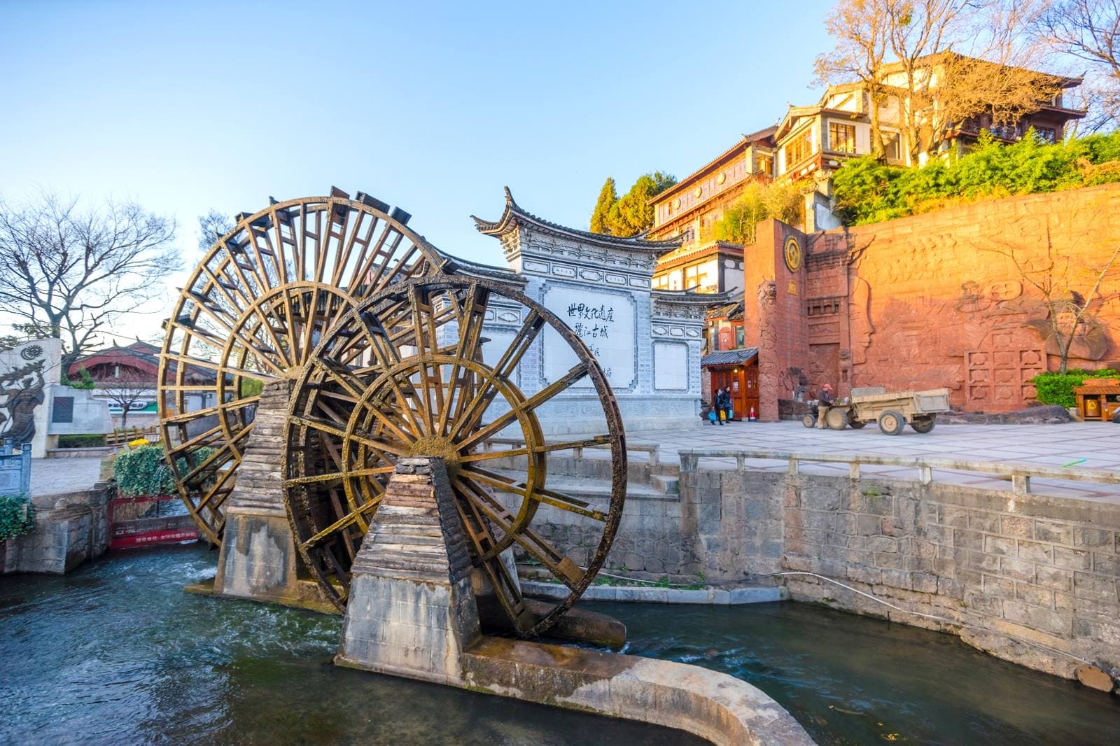 lệ giang cổ trấn tour-le-giang-shangrila-28.jpg