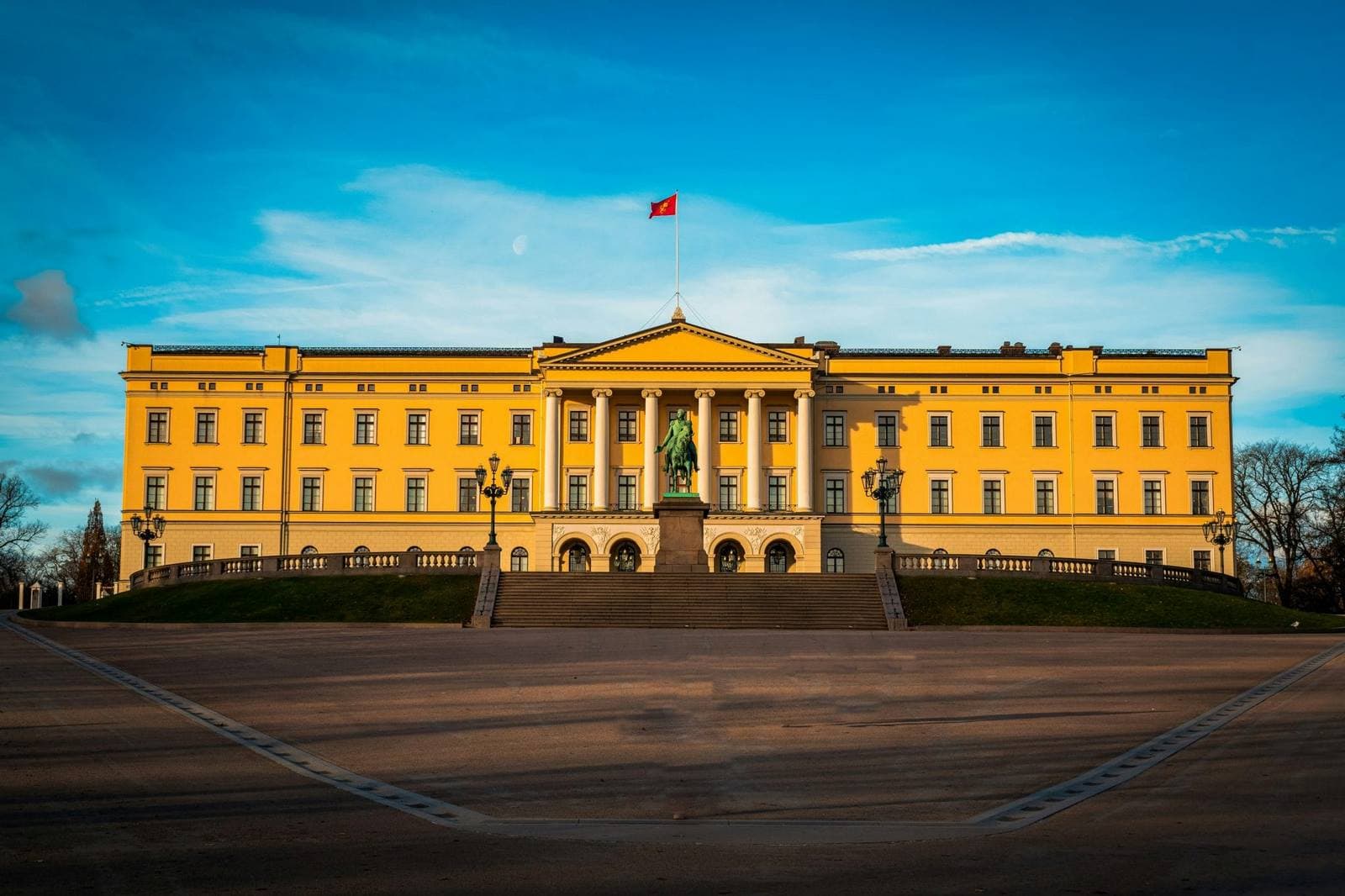 Cung điện Oslo Cung điện Oslo
