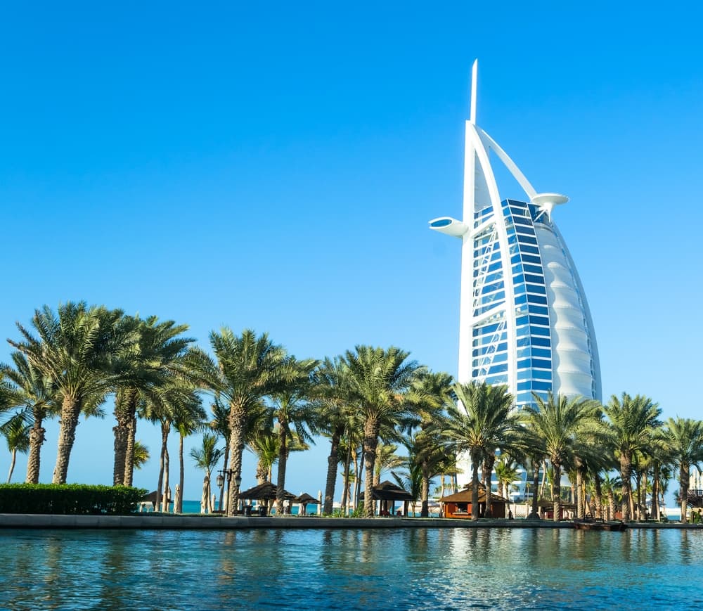 Burj Al Arab Khách sạn Burj Al Arab 7 sao