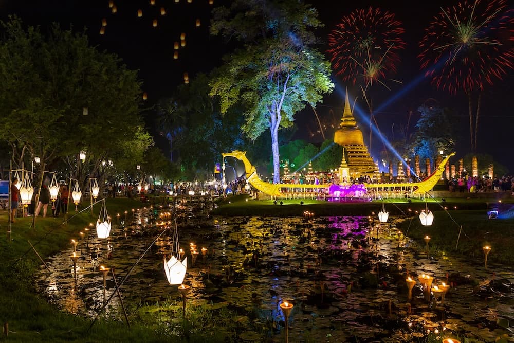 Lễ hội Loi Krathong Loi Krathong – Yi Peng.jpeg