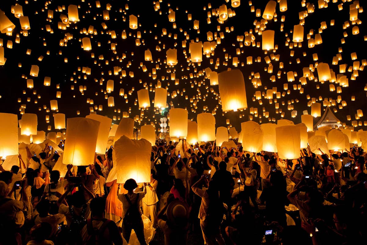 Chiang Mai Yi Peng Festival Chiang-Mai-Yi-Peng-festival-Thailand.jpg