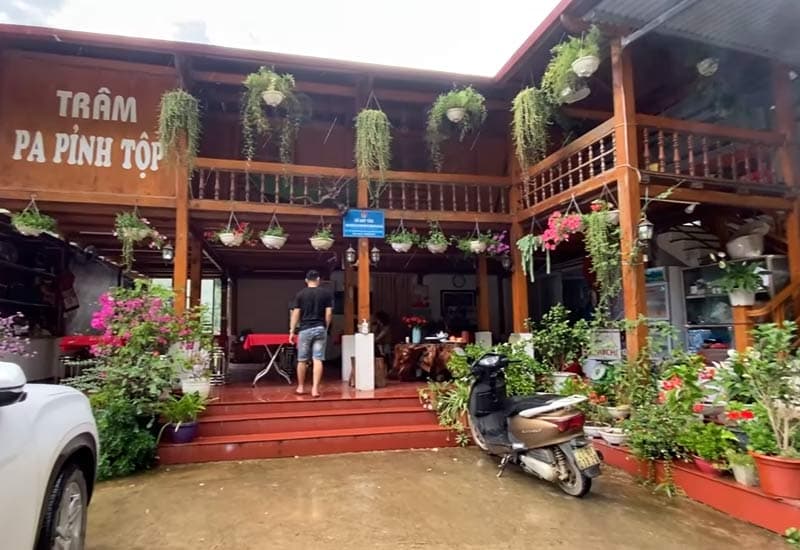 Nhà hàng Trâm Pa Pỉnh Tộp Nhà hàng Trâm Pa Pỉnh Tộp Mù Cang Chải