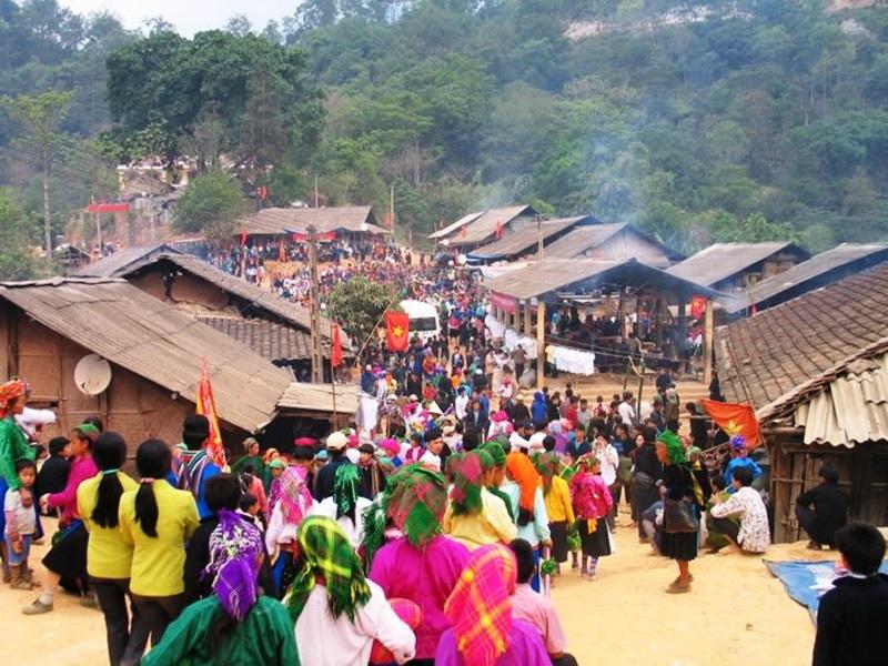 cho-phien-ha-giang-1.jpg