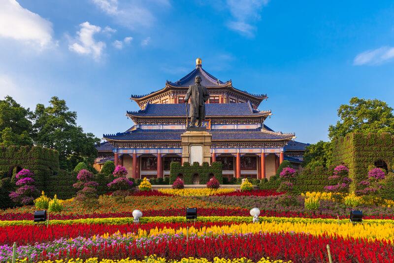 nha-tuong-niem-Ton-Trung-Son-1.jpg