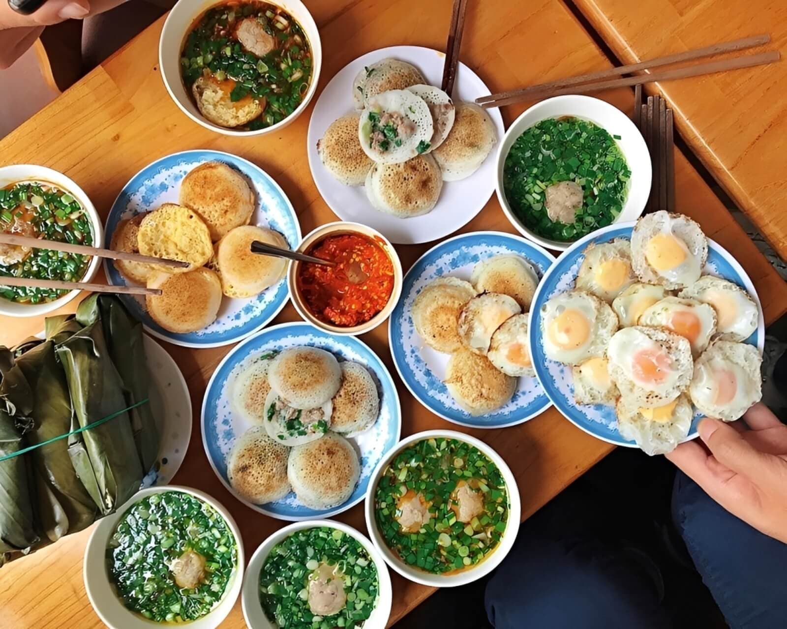 bánh căn hải sản khánh hòa