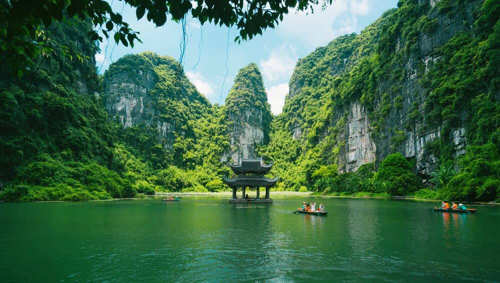 tràng an ninh bình tháng 9
