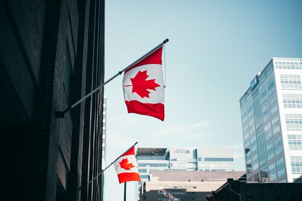 Du lịch Canada tháng 9 nên đi tự túc hay theo tour