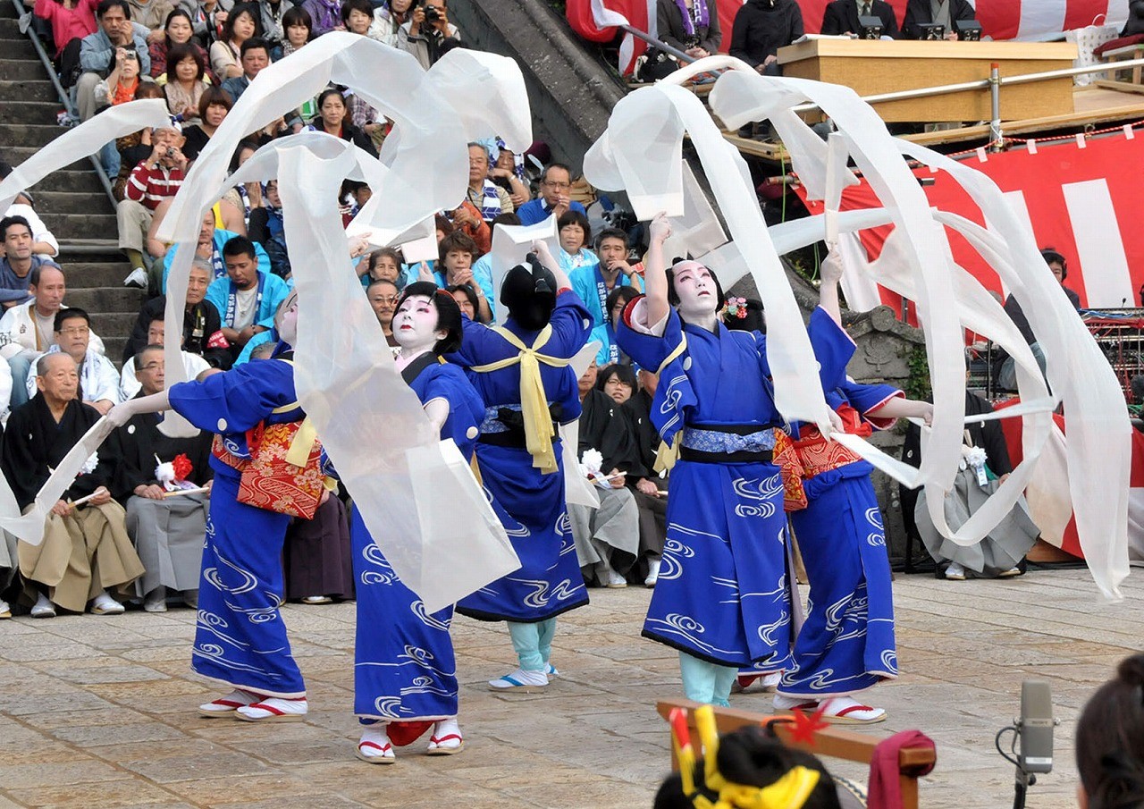 Du lịch Nhật Bản tháng 10: Lễ hội nào đang chờ đón bạn? - PYS Travel