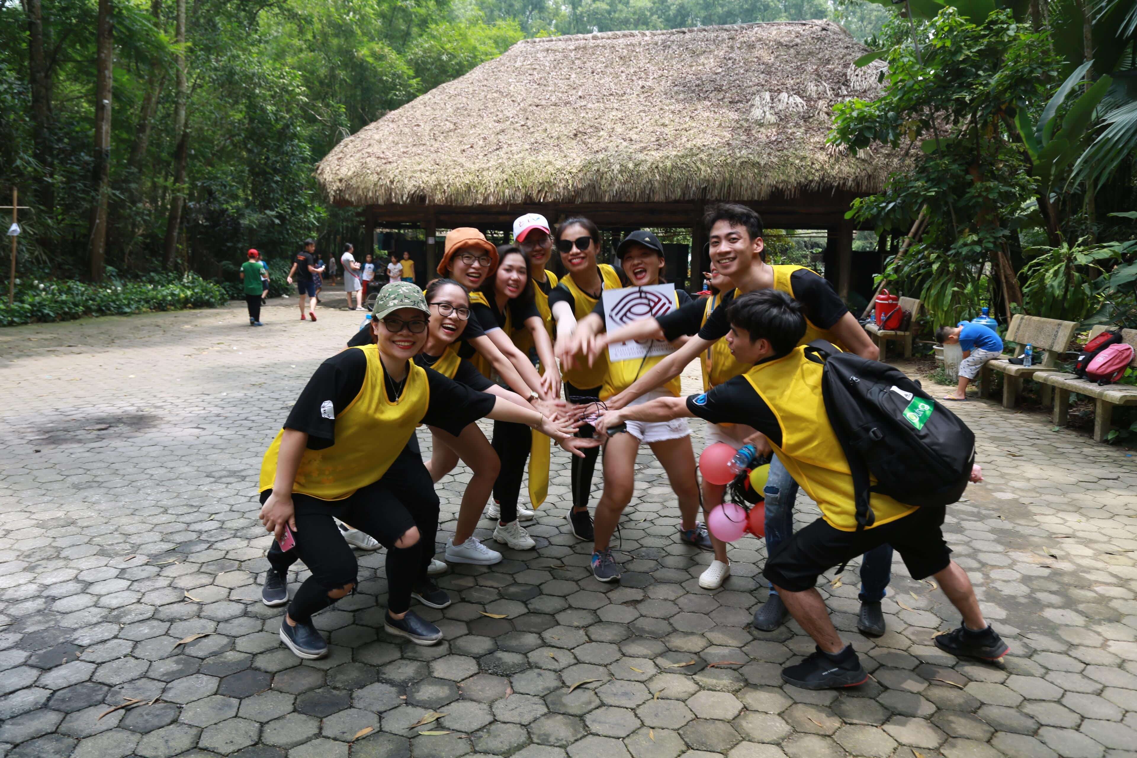 Tour Hà Nội - Mai Châu Teambuilding 2 ngày 1 đêm - PYS Travel