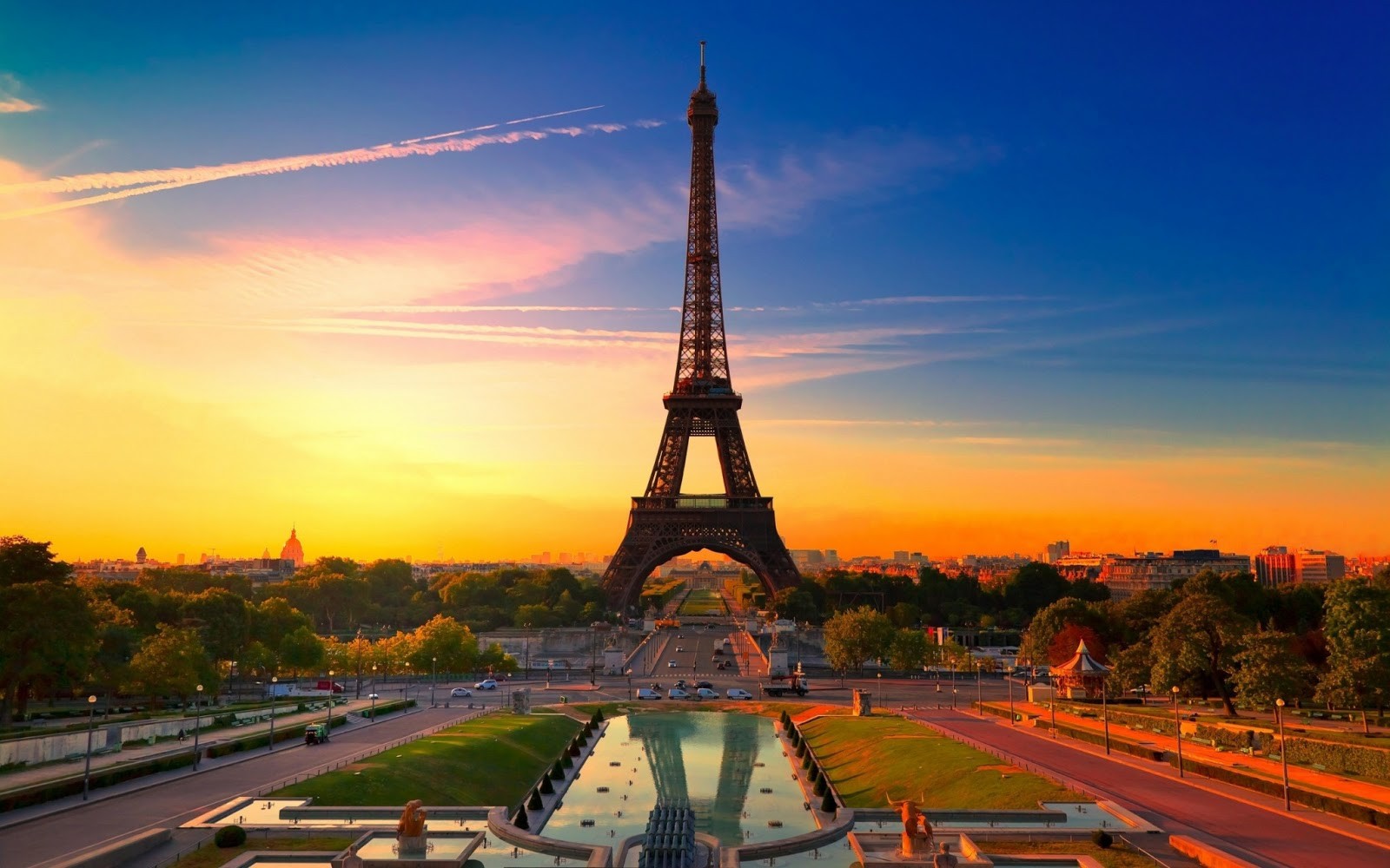 Tháp Eiffel.jpg